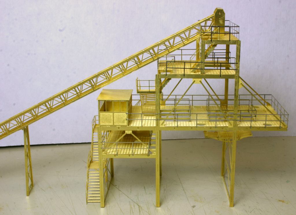 scale aggregate loader n scale aggregate unloader n scale